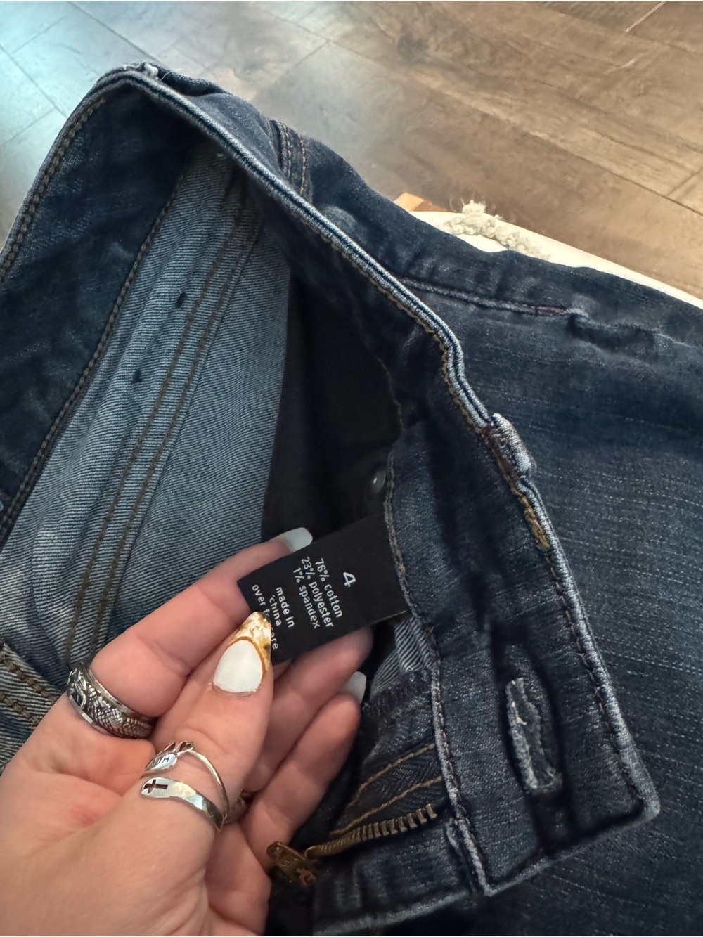 The Limited Dark Blue Women’s Skinny Jeans - Picture 4 of 6